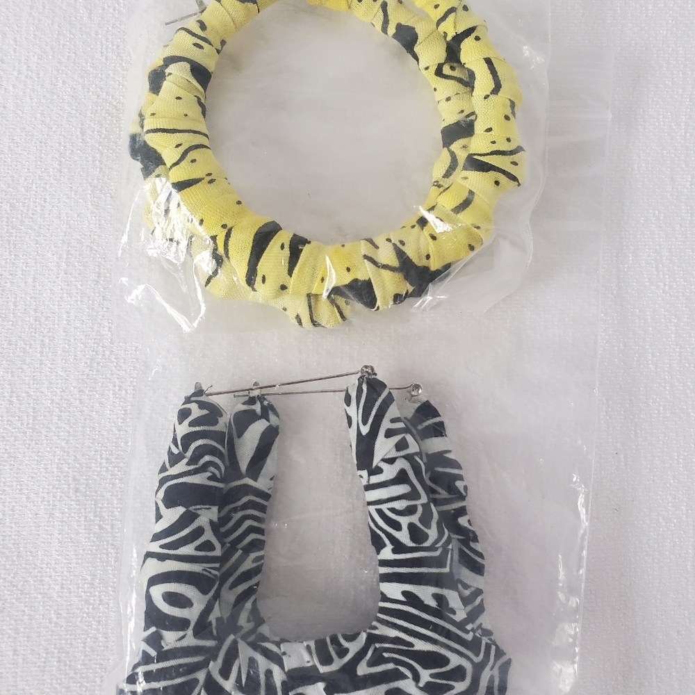 Two Earring Bundle - Picture 10 of 14
